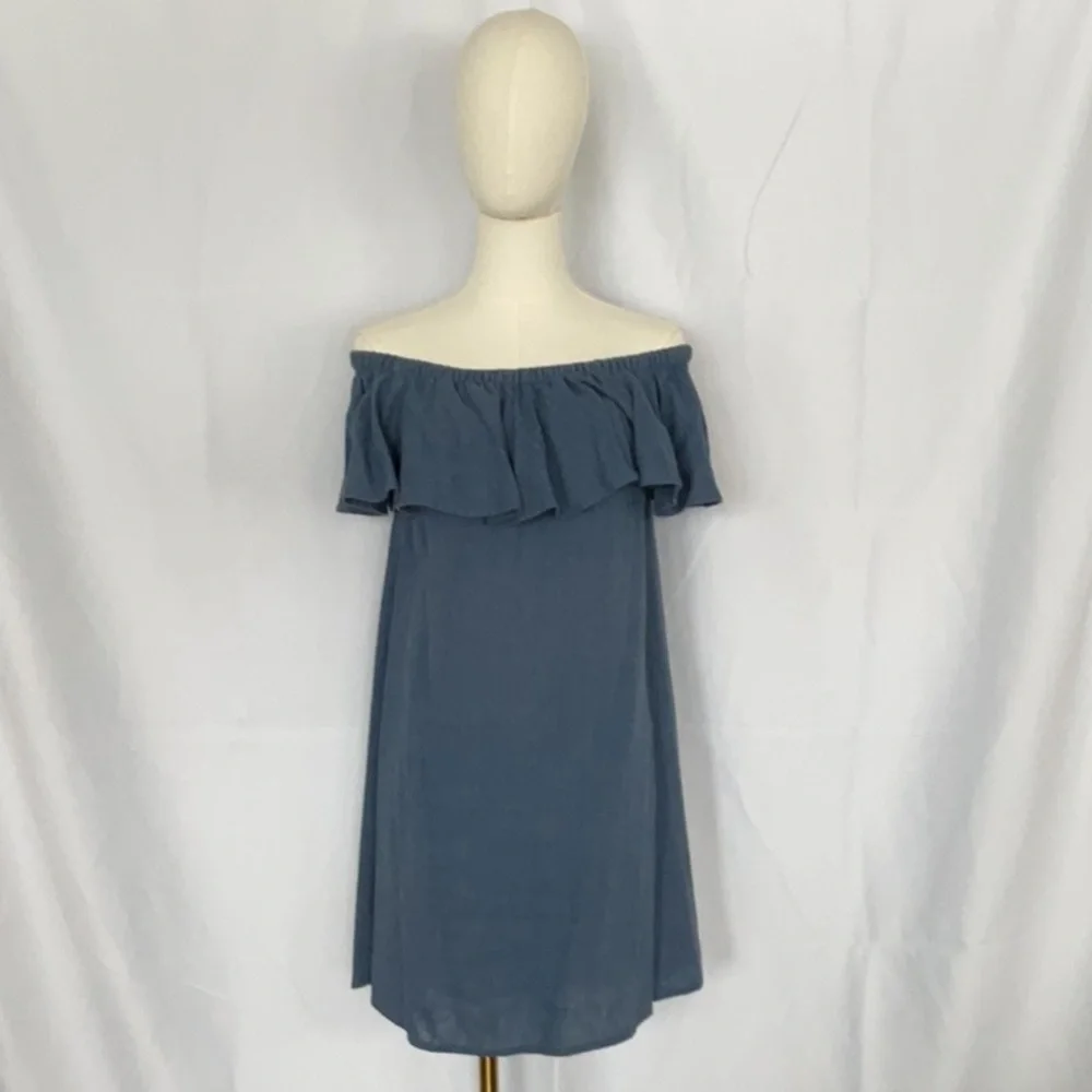 Madewell chambray off the shoulder dress size S